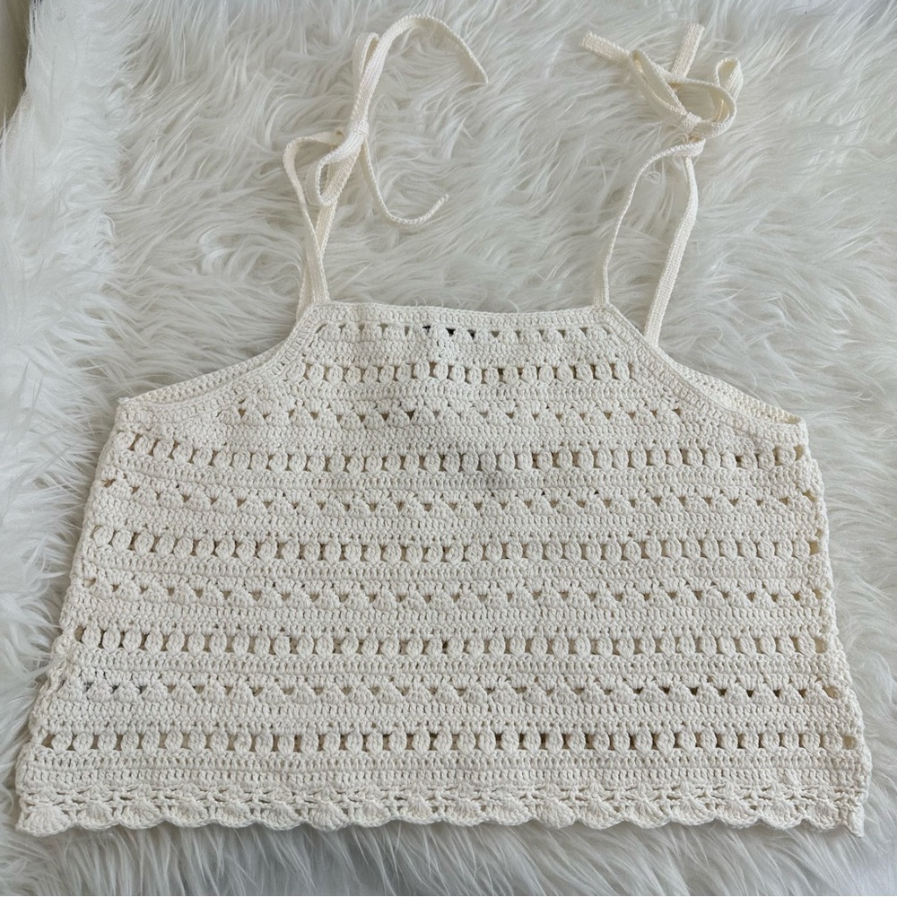 NWT American Eagle Women’s Cream Crochet Crop Top Size Small - Picture 4 of 8
